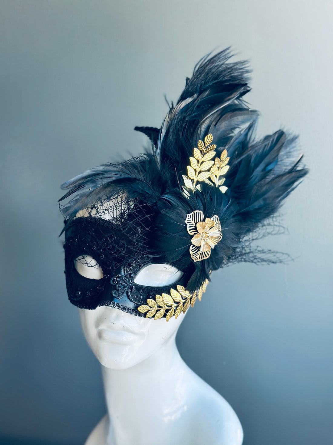 Ostrich Feather Venetian Masquerade Mask for Women M6131 Silver/Royal Blue
