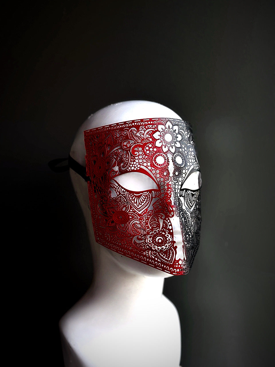 The knights Veil - Black/Red