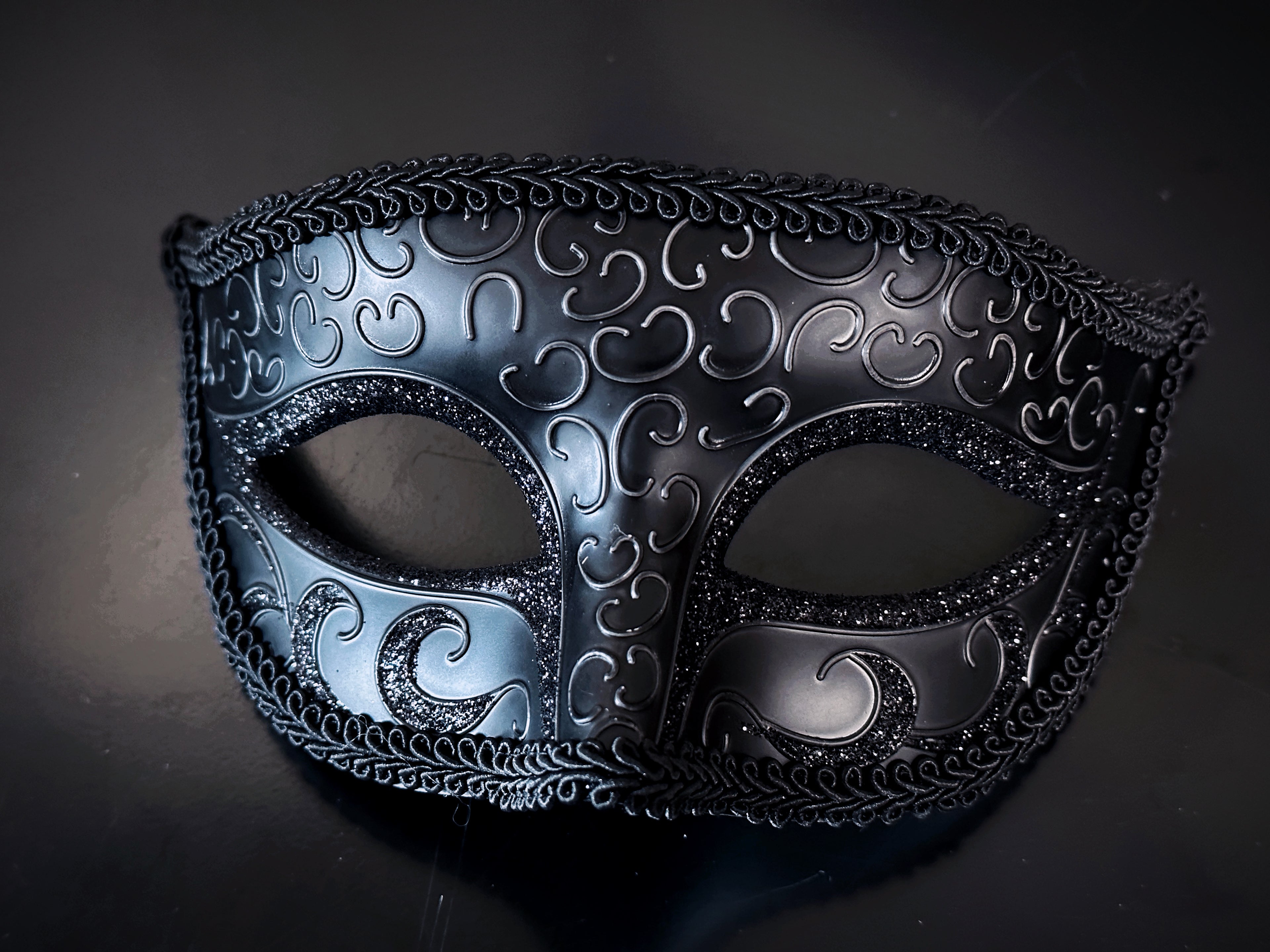 Venetian Masks - Black