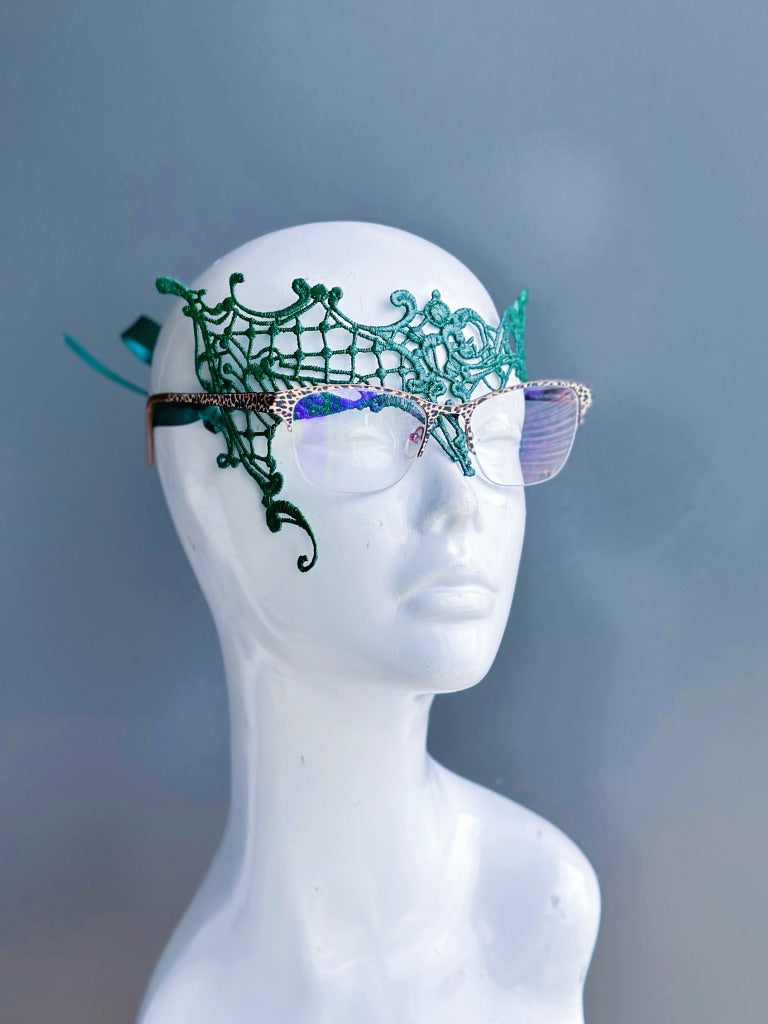 Green Lace Eyeglass Mask