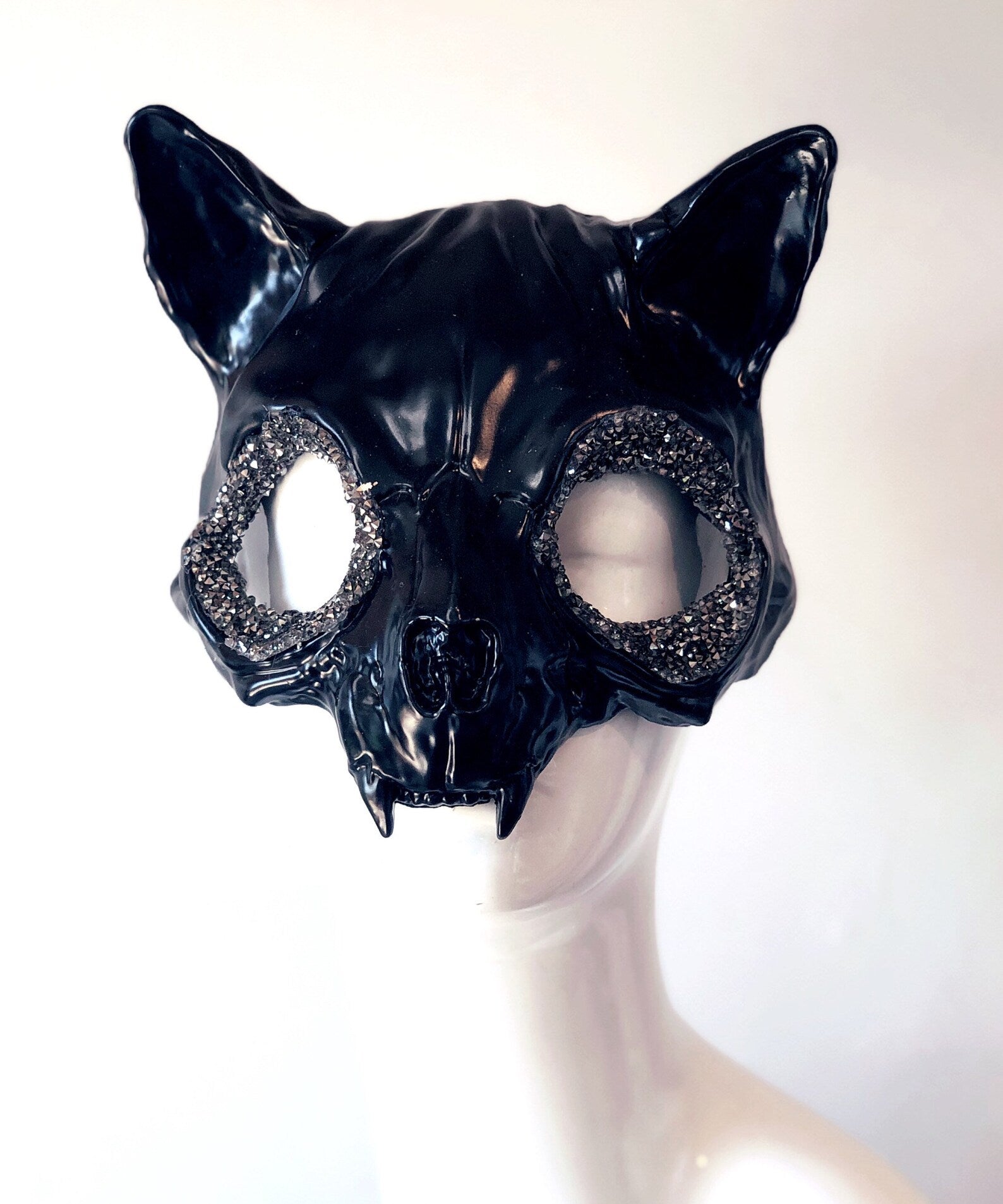 Skull popular cat mask (